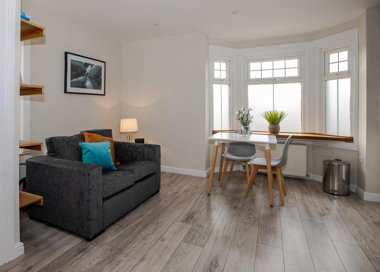 Bright And Luxurious Flat In The Heart Of Reading Διαμέρισμα Εξωτερικό φωτογραφία